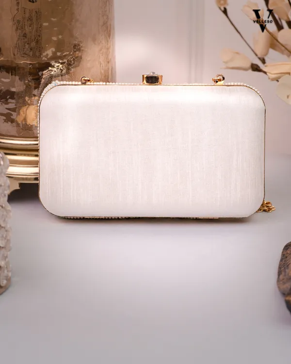 Lyra_Pearl_Shimmer_Clutch
